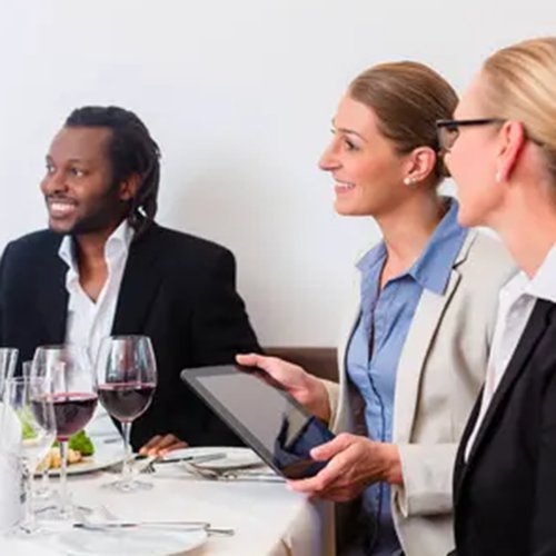 2022年8月，青島庫曼電器有限公司榮獲“青島市制冷電器精控節(jié)能技術(shù)創(chuàng)新中心”。